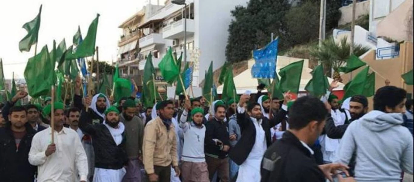 Έτσι ξεκίνησαν όλα στην Κρήτη: Εκατοντάδες Πακιστανοί επιχείρησαν να λιντσάρουν Έλληνα! (βίντεο)